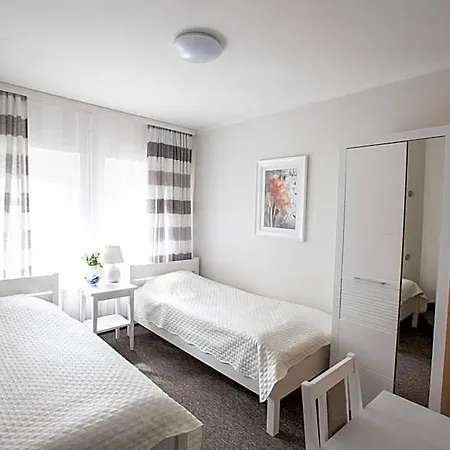 Pensjonacik Grazyna Bed & Breakfast 4*