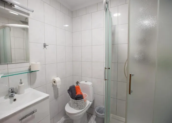 Pensjonacik Grazyna Bed & Breakfast 4*