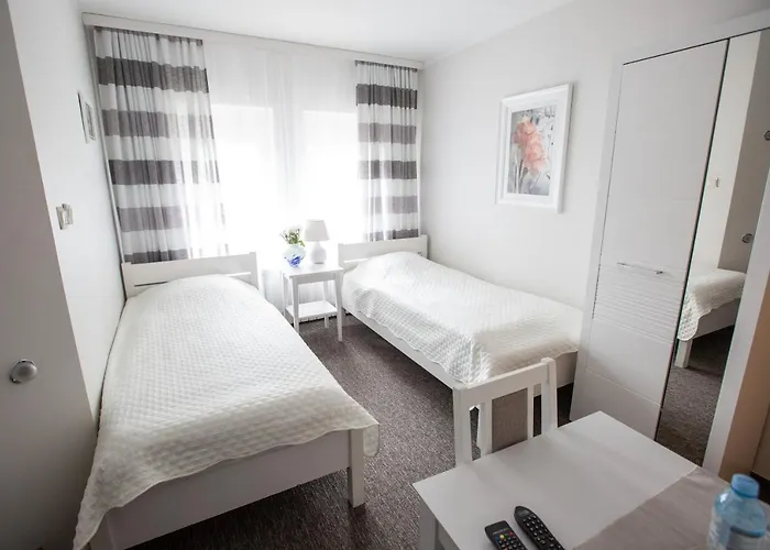 Pensjonacik Grazyna Bed & Breakfast 4*