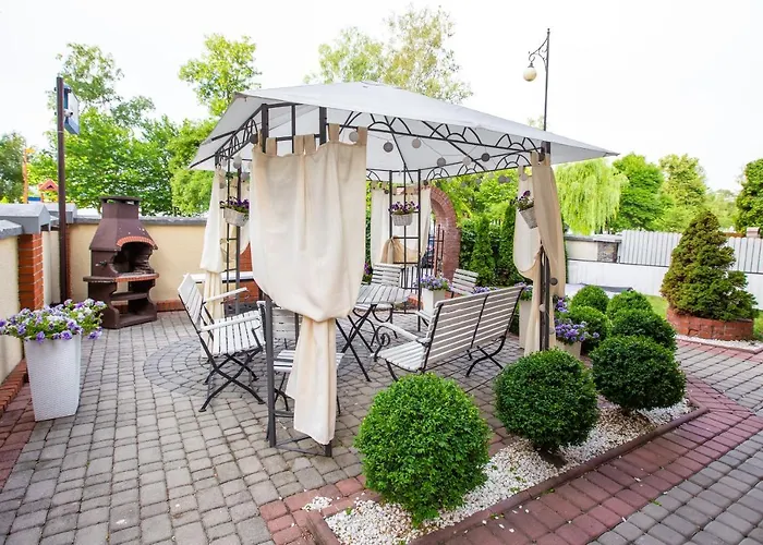 Pensjonacik Grazyna Bed & Breakfast 4*